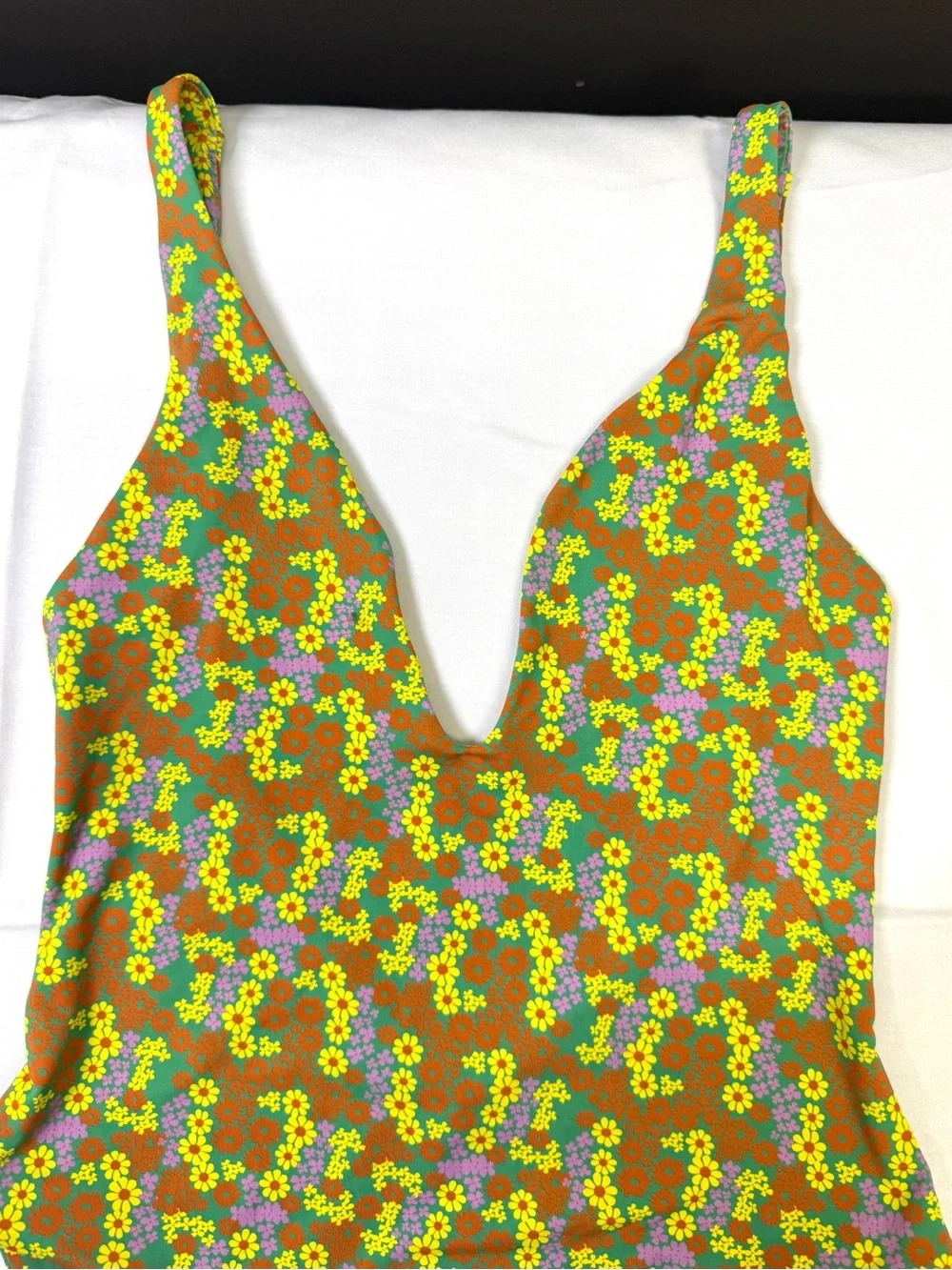 Out From Under Floral Plunge One Piece Swimsuit High Cut Retro Boho Size S - Picture 2 of 9